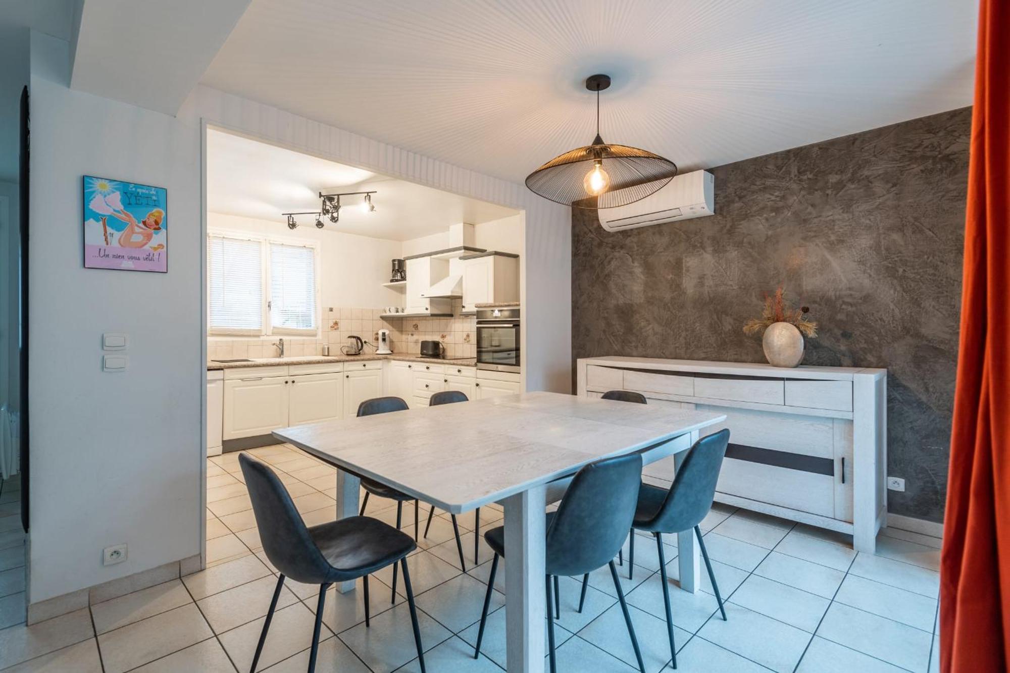 Alpiloc - Town House With Garden And Winter Lounge Βίλα Άννεσι Εξωτερικό φωτογραφία